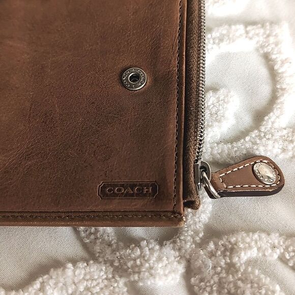 Coach Butter Soft Embossed Bifold/Zip Ladies Wallet- Camel Color - Picture 5 of 16